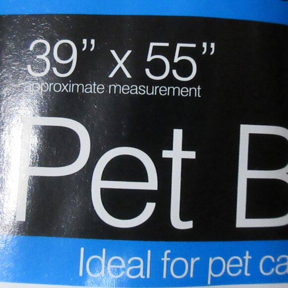 Fleece Pet Blanket 39" x 55" Red - Picture 3 of 3